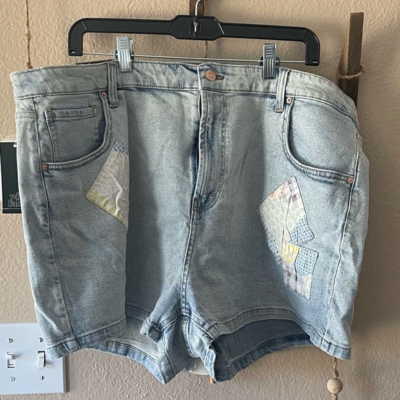 Wild Fable denim patchwork shorts - Picture 1 of 3